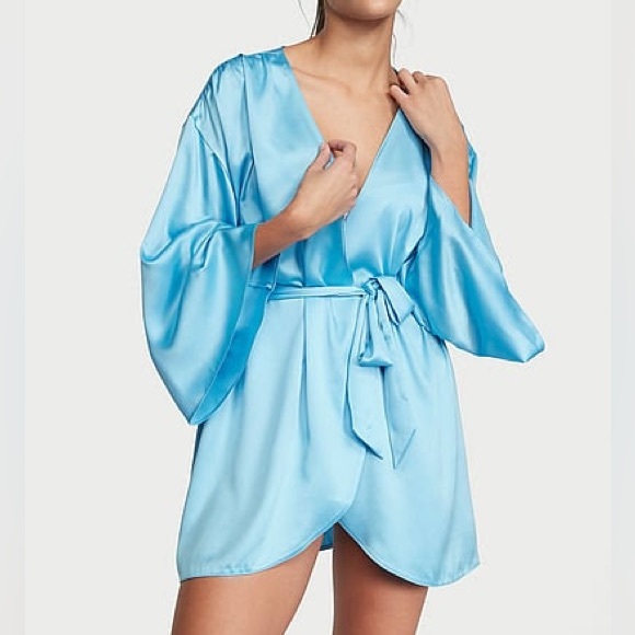 Victoria’s Secret Luxe Satin Robe – Sky Blue Silky & Elegant